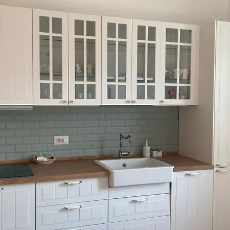 Apartment Charme Nel Borgo - Lina Corniglio